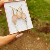 רוז קוורץ ~ Rose quartz